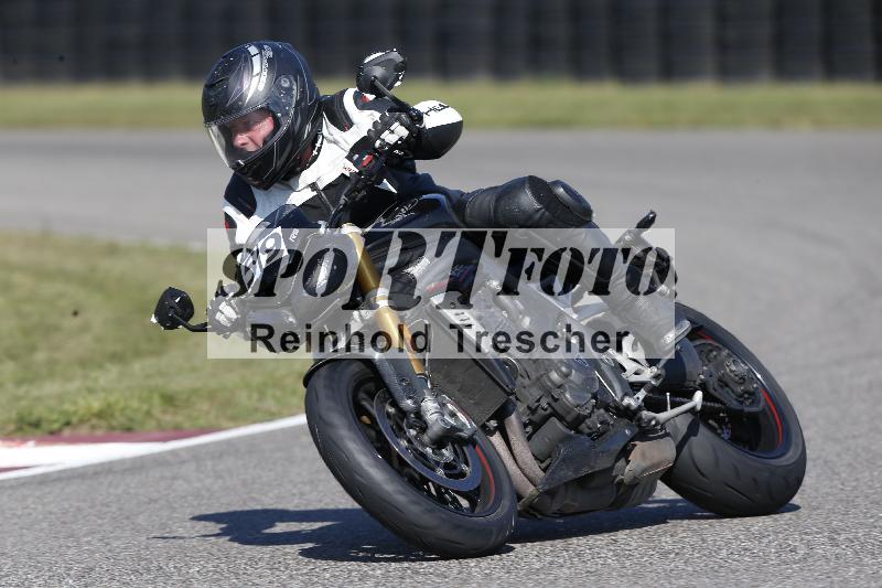 /Archiv-2025/49 26.08.2025 Cornu Master School ADR/blau-bleu/59